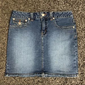 Blue Jean skirt size 9 classic short denim skirt medium wash No Boundaries